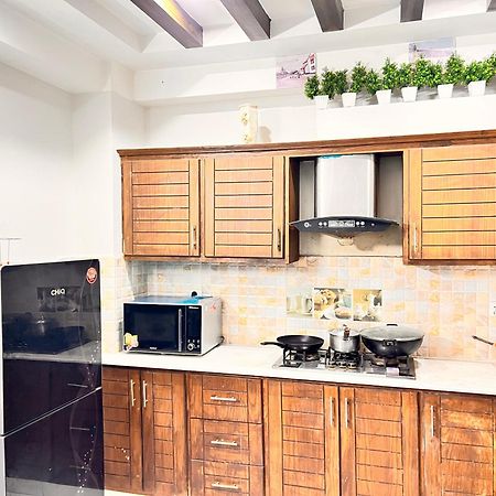 Luxury Apartment Hotel Islamabad Buitenkant foto