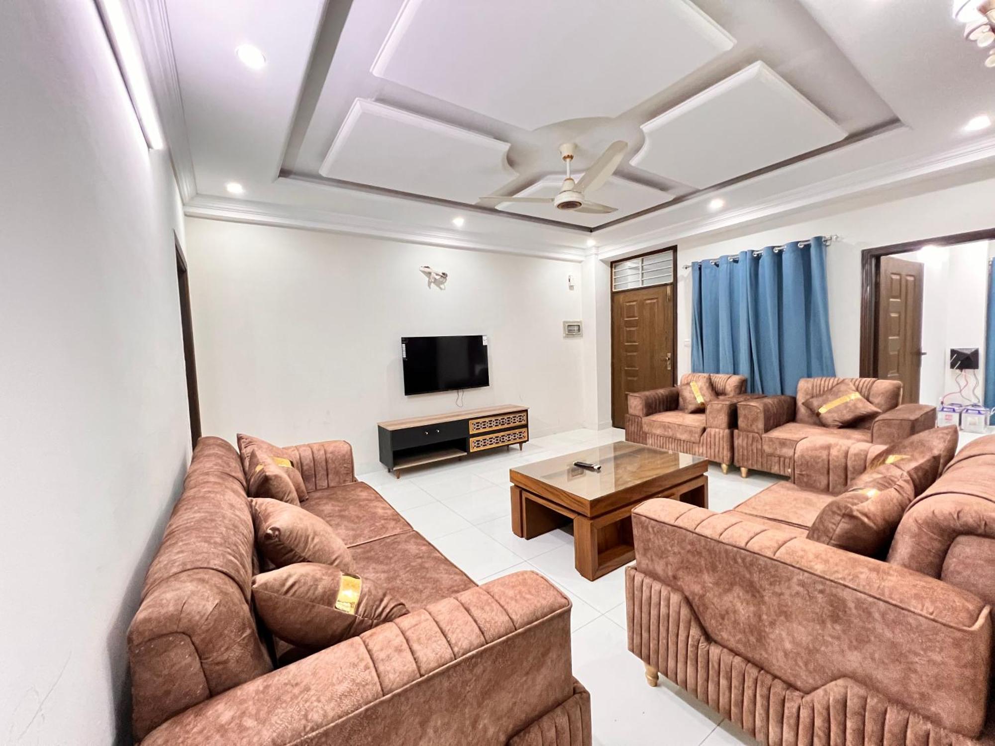 Luxury Apartment Hotel Islamabad Buitenkant foto