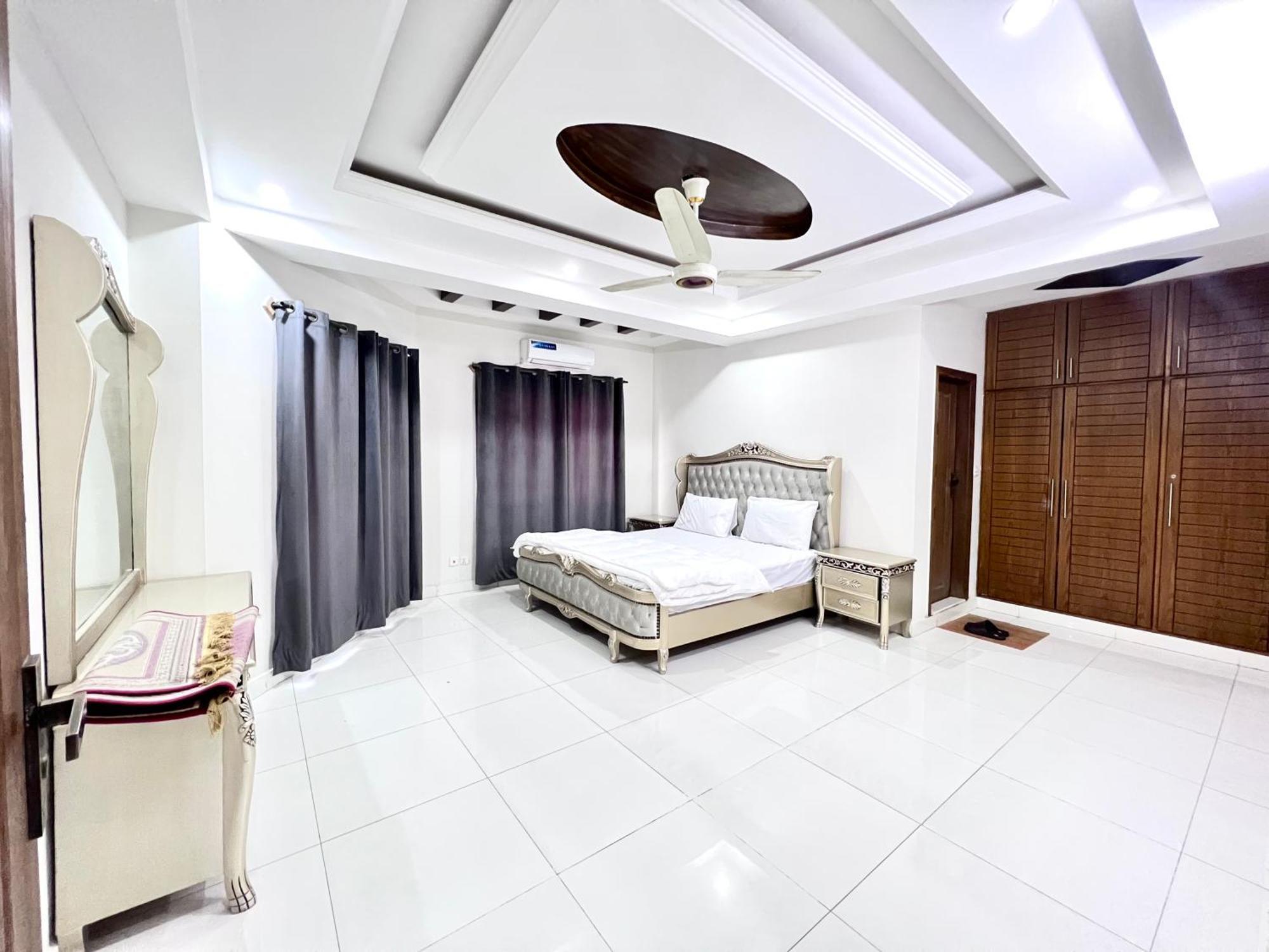 Luxury Apartment Hotel Islamabad Buitenkant foto