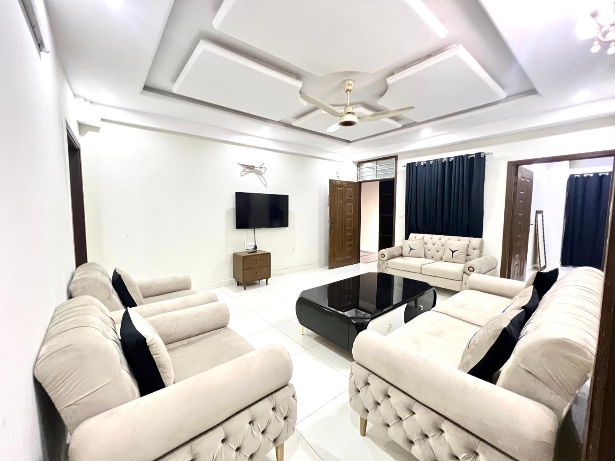 Luxury Apartment Hotel Islamabad Buitenkant foto