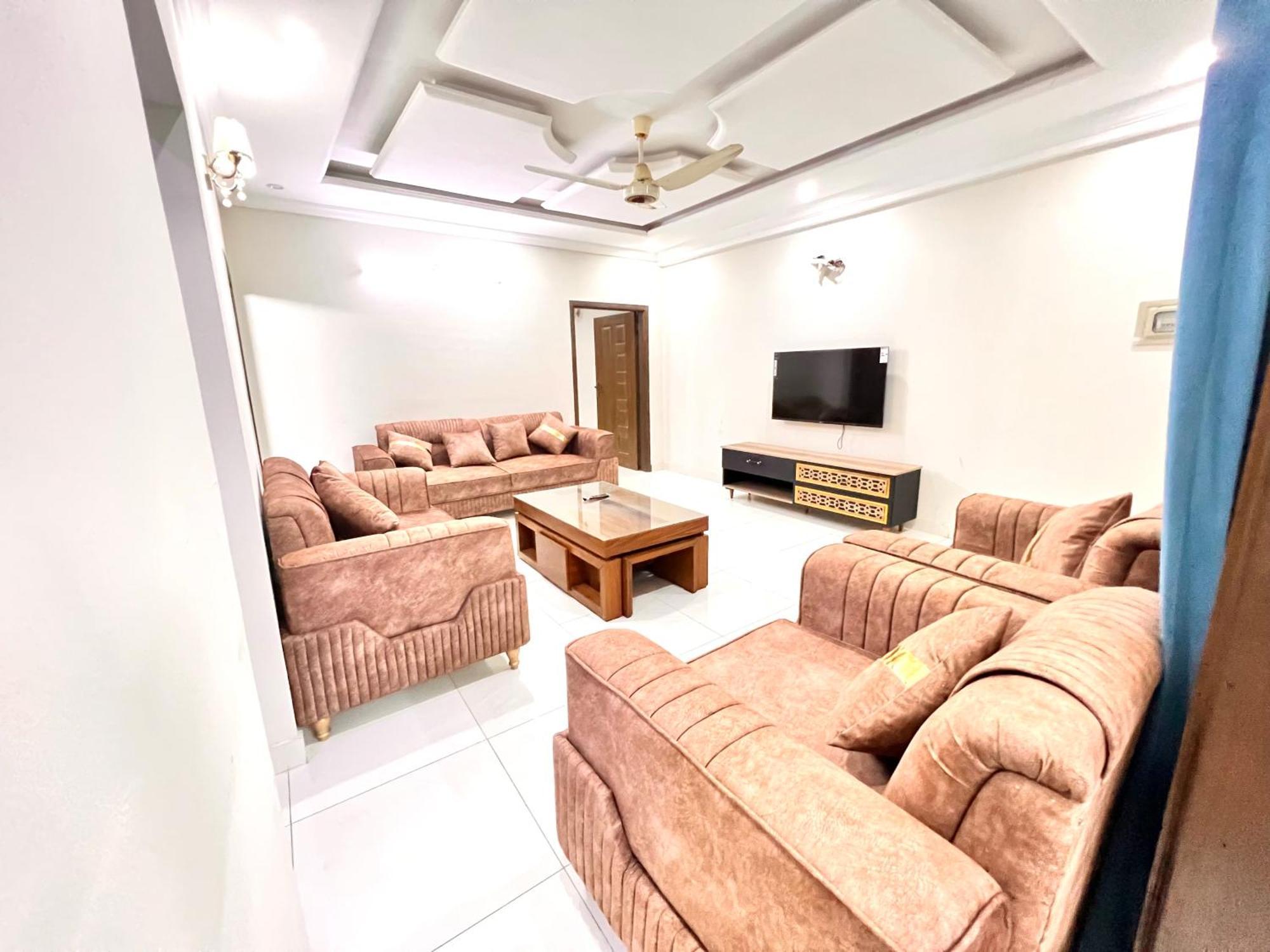 Luxury Apartment Hotel Islamabad Buitenkant foto